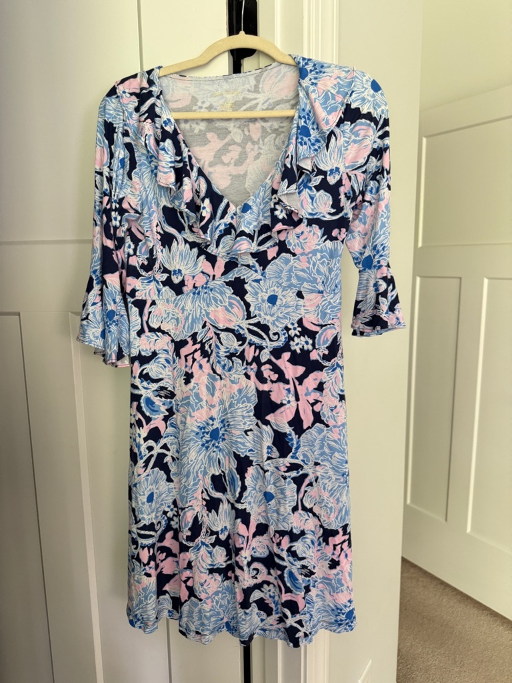 Lilly Pulitzer Stirling‎ Ruffle Dress Bright Navy Amore floral